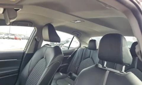 More photos of 2021 Toyota Camry SE Sedan 4D at Auto Fanatics, VA