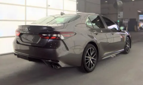 Photos of 2021 Toyota Camry SE Sedan 4D for sale in Fredericksburg, VA at Auto Fanatics