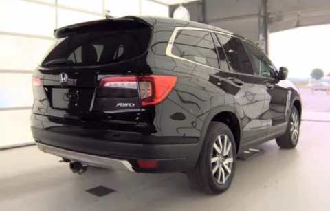 Another view of 2019 Honda Pilot EX-L Sport Utility 4D for sale in Fredericksburg, VA at Auto Fanatics