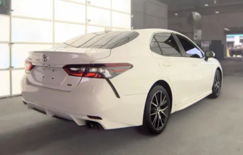 Another view of 2021 Toyota Camry SE Sedan 4D for sale in Fredericksburg, VA at Auto Fanatics