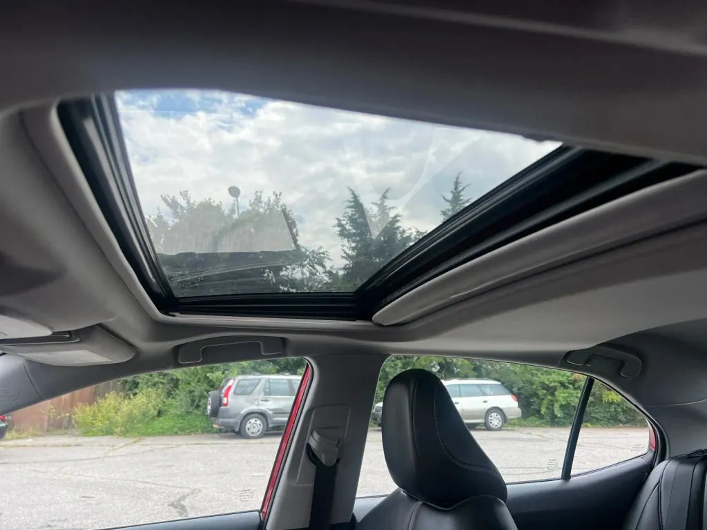 Toyota Camry photo 27