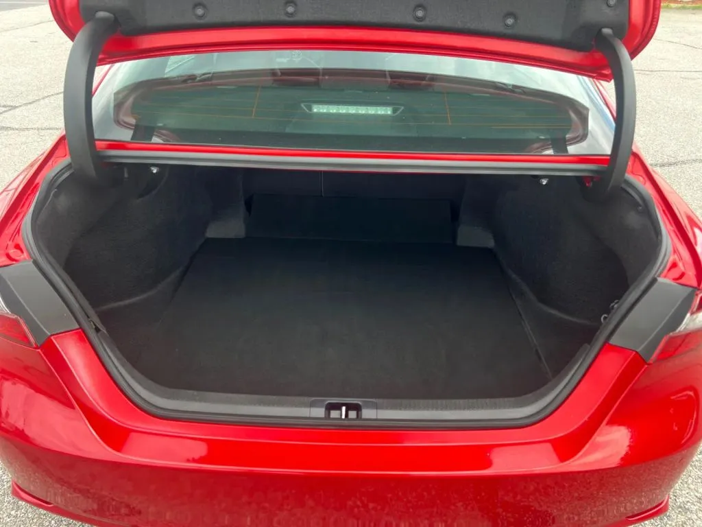 Toyota Camry photo 21