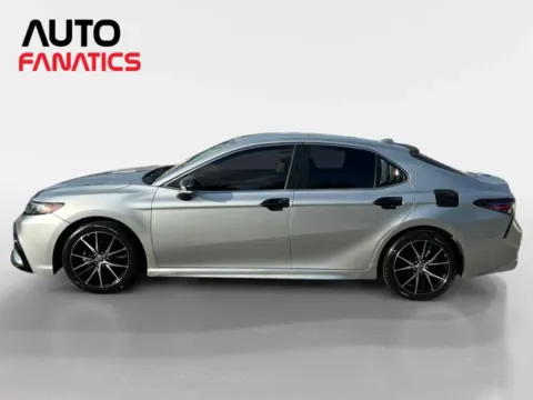 Photos of 2023 Toyota Camry SE Sedan 4D for sale in Fredericksburg, VA at Auto Fanatics