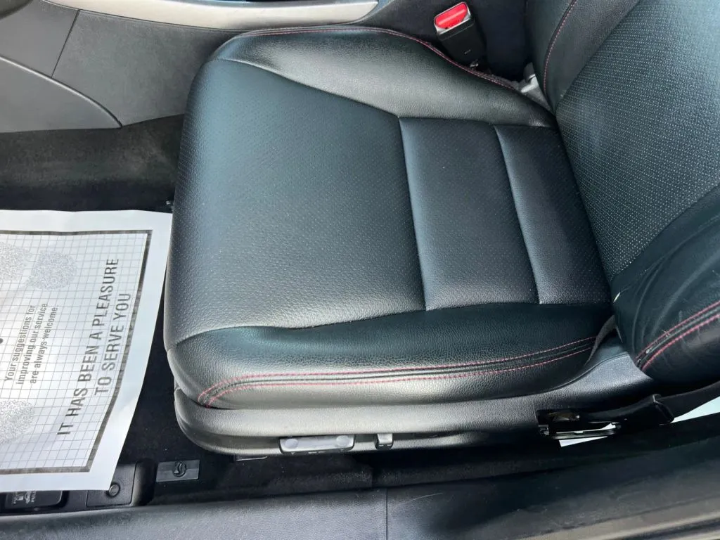Honda Accord photo 25