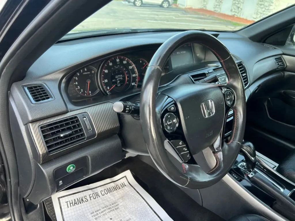 Honda Accord photo 26