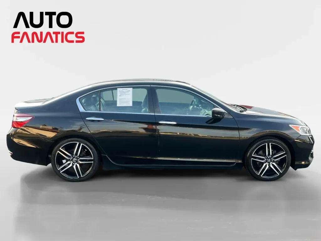 Honda Accord photo 7