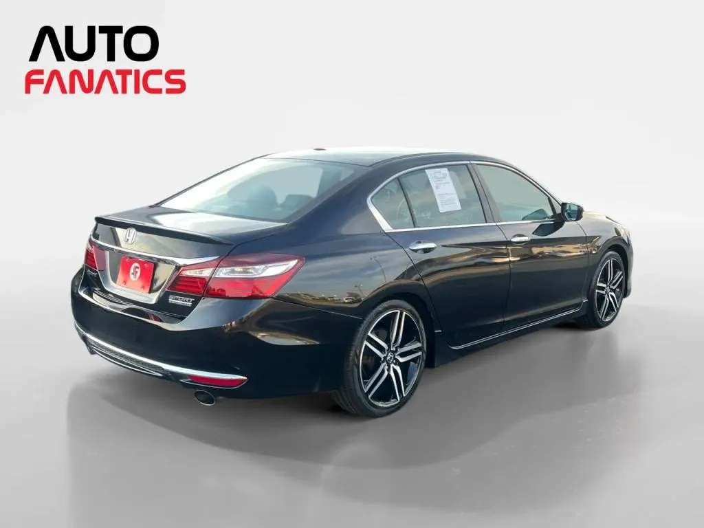 Honda Accord photo 6