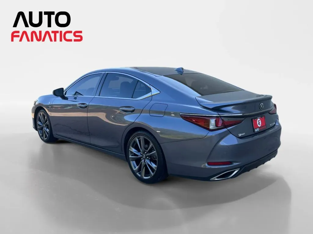 Lexus ES photo 3