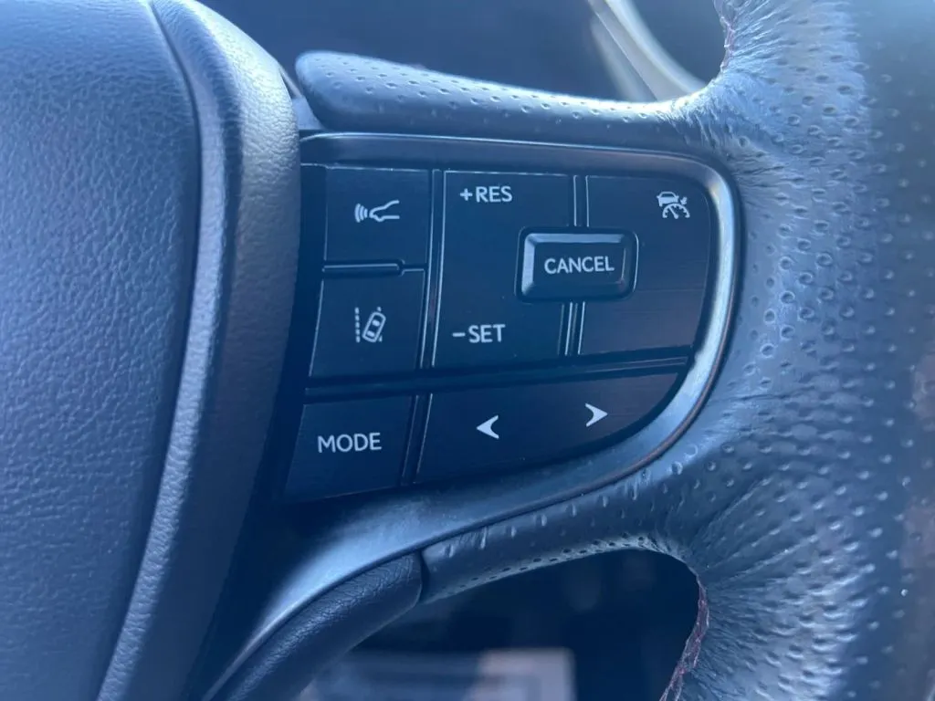 Lexus ES photo 45