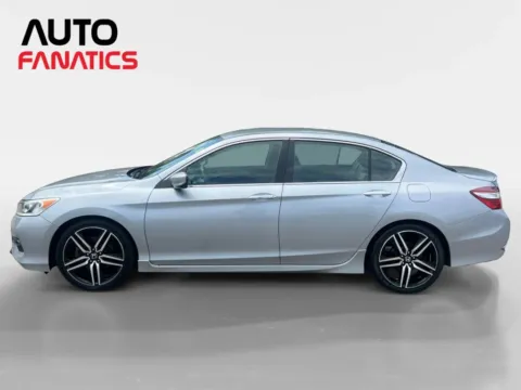 Another view of 2017 Honda Accord Sport SE Sedan 4D for sale in Fredericksburg, VA at Auto Fanatics
