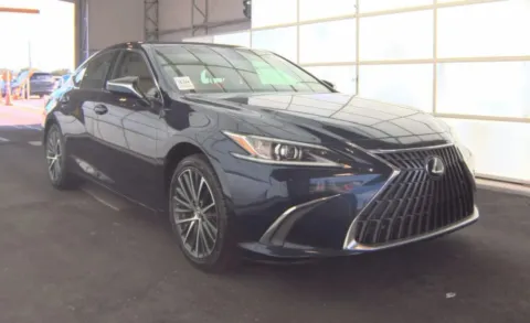 Another view of 2022 Lexus ES 350 Sedan 4D for sale in Fredericksburg, VA at Auto Fanatics