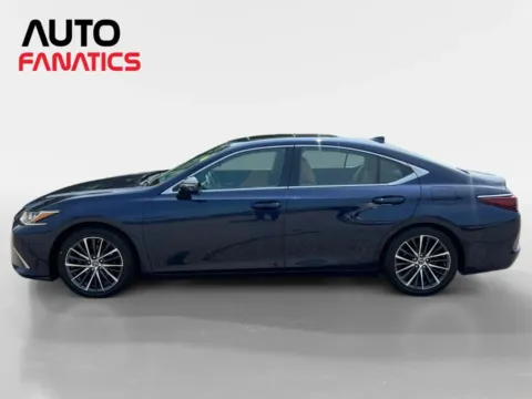 Another view of 2022 Lexus ES 350 Sedan 4D for sale in Fredericksburg, VA at Auto Fanatics