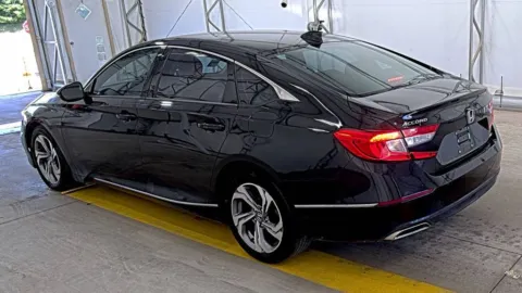 Photos of 2018 Honda Accord EX-L Sedan 4D for sale in Fredericksburg, VA at Auto Fanatics