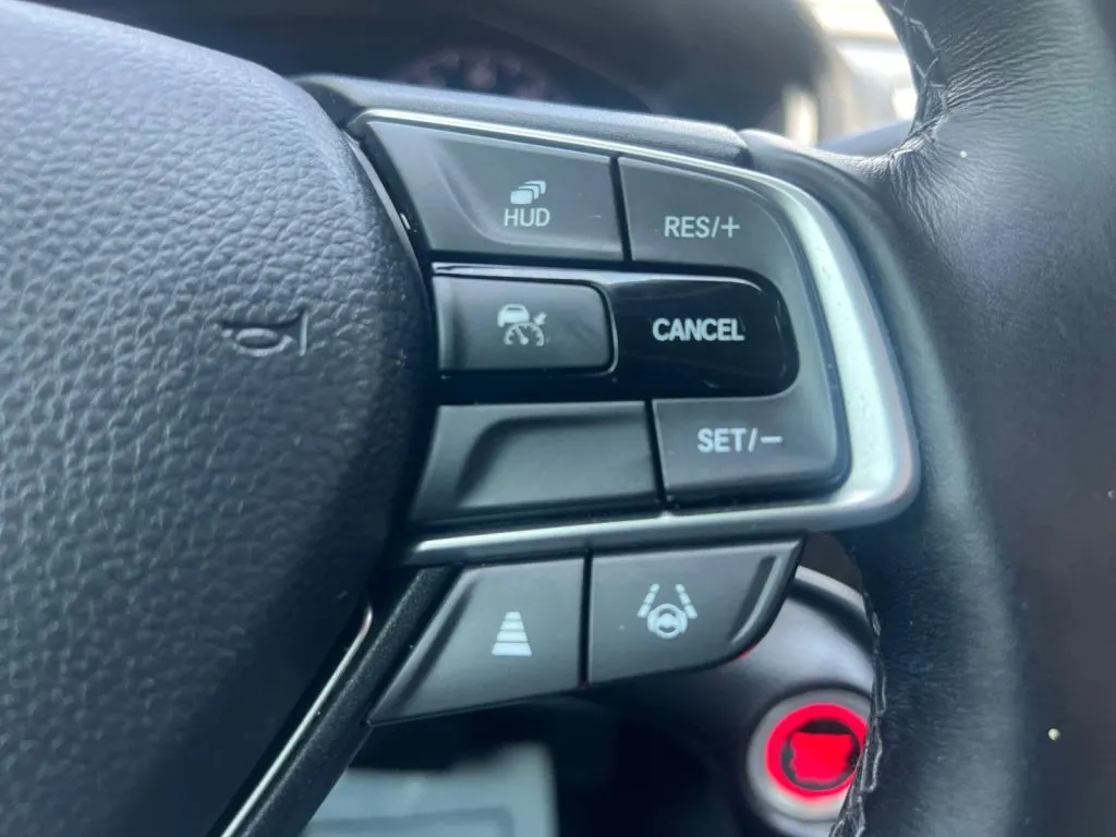 Honda Accord photo 40
