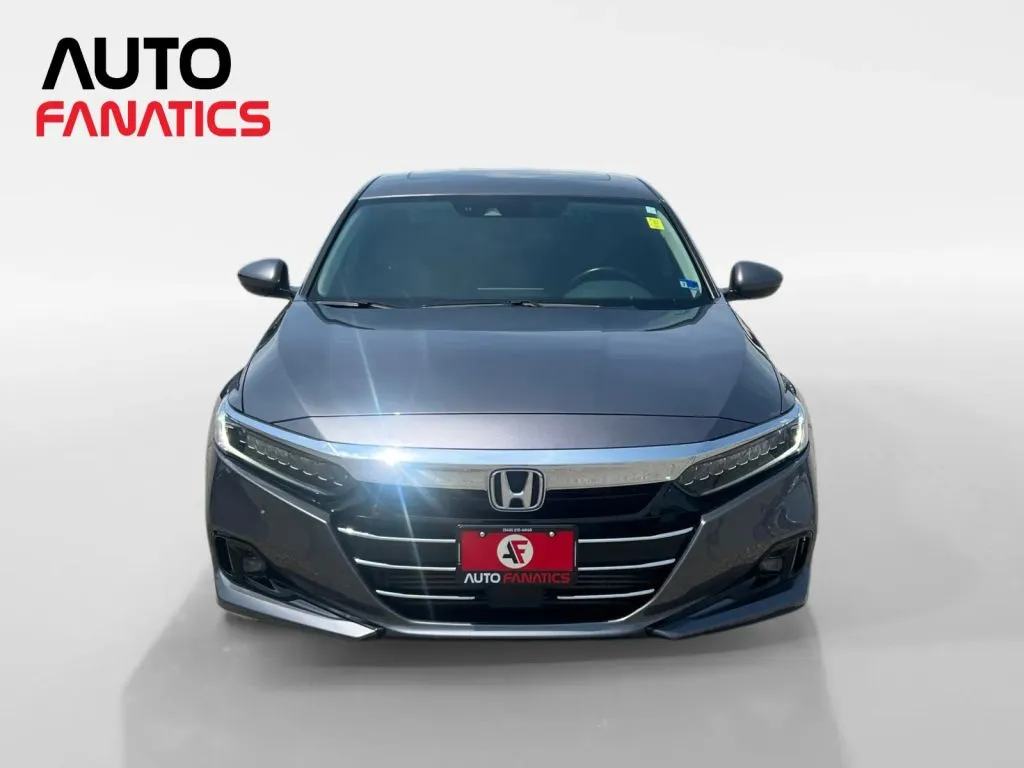 Honda Accord photo 9