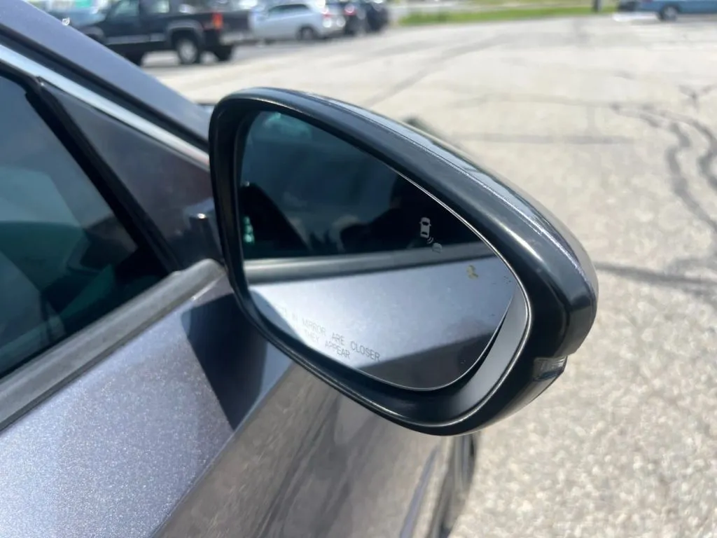 Honda Accord photo 32