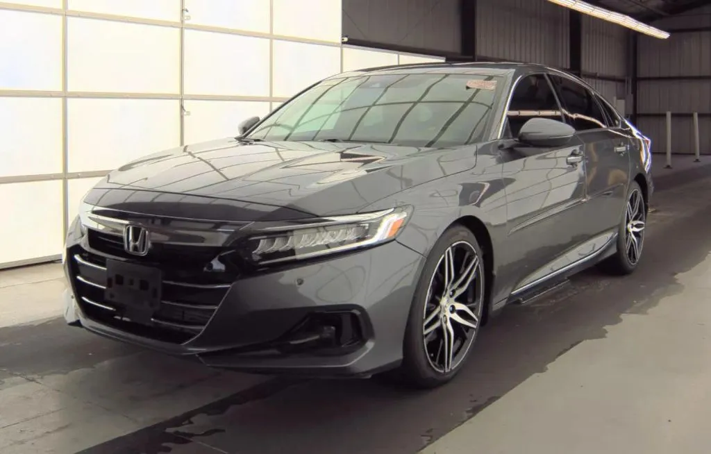 Gray 2022 Honda Accord Touring Sedan 4D for sale in Fredericksburg, VA