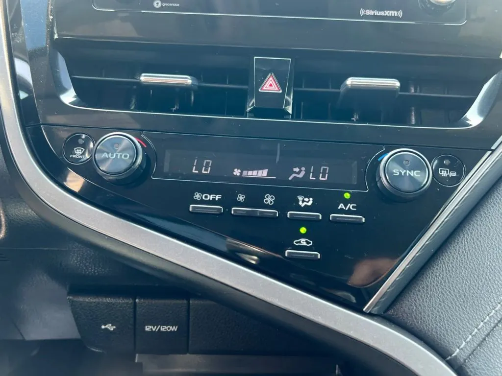 Toyota Camry photo 40
