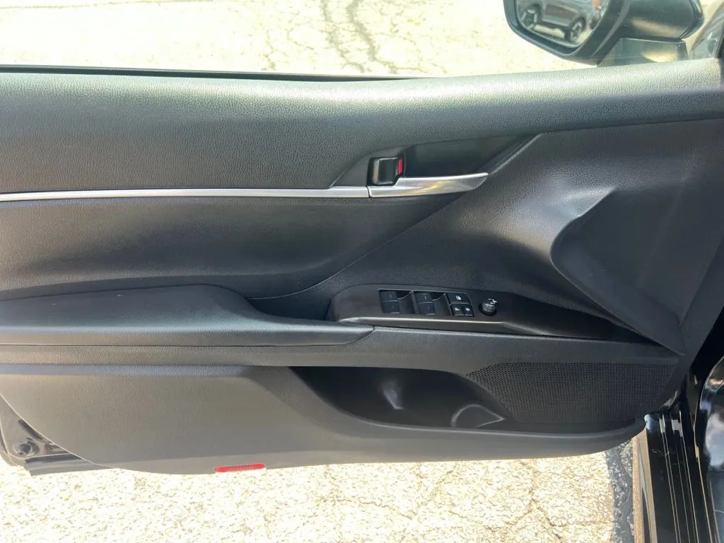 Toyota Camry photo 27
