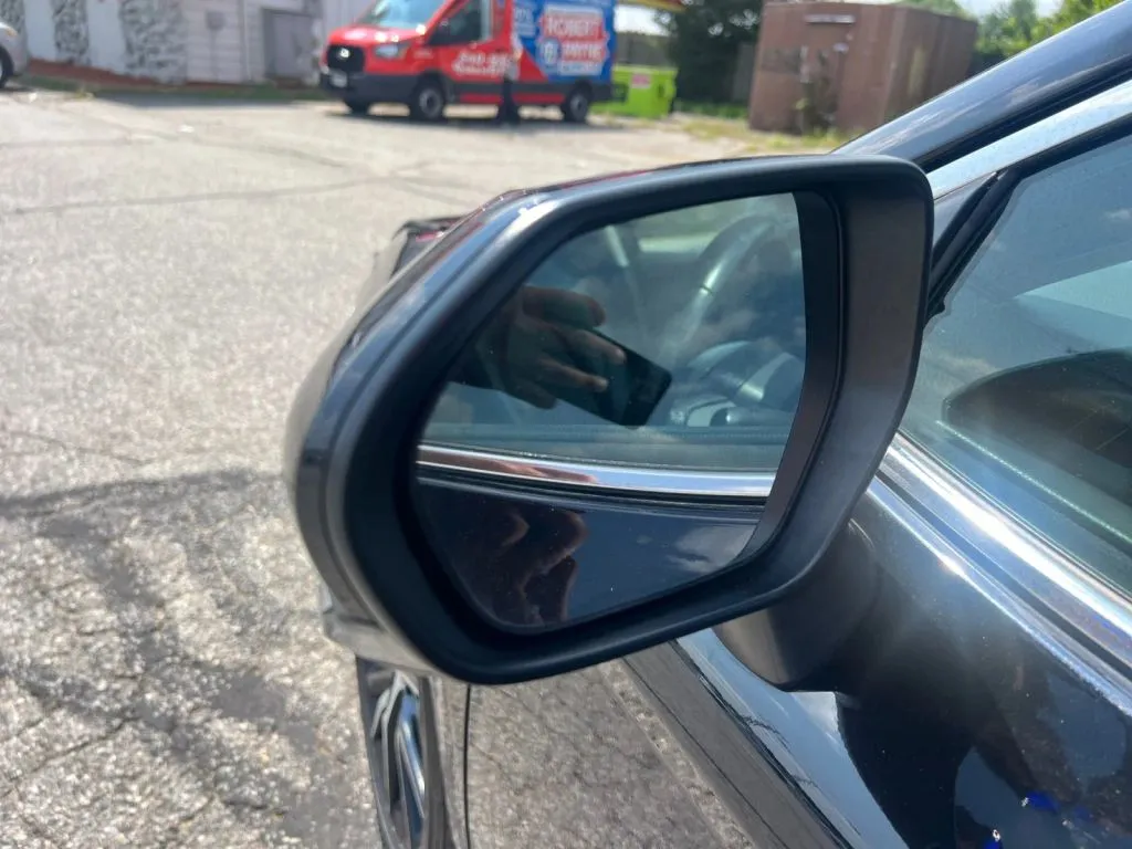 Toyota Camry photo 29