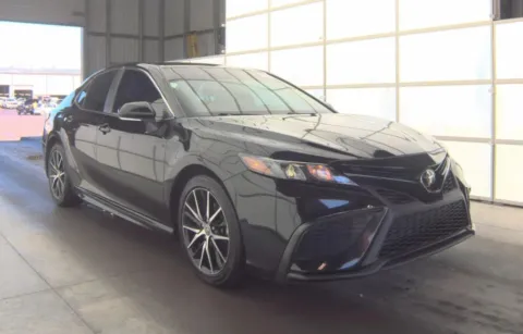 More photos of 2022 Toyota Camry SE Sedan 4D at Auto Fanatics, VA