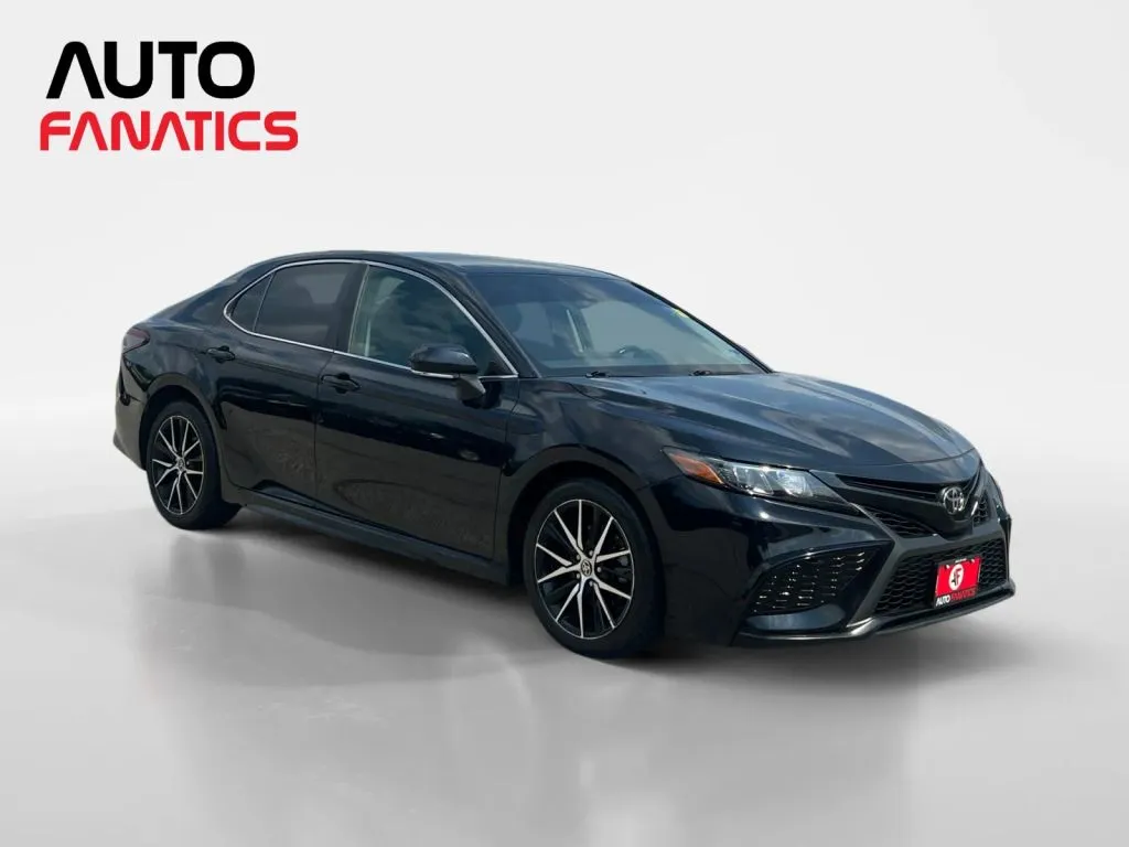 Toyota Camry photo 8