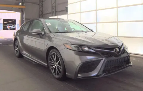 Photos of 2021 Toyota Camry SE Sedan 4D for sale in Fredericksburg, VA at Auto Fanatics