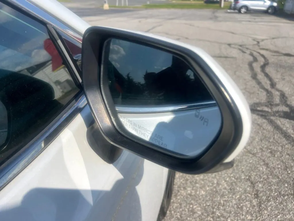 Toyota Camry photo 32