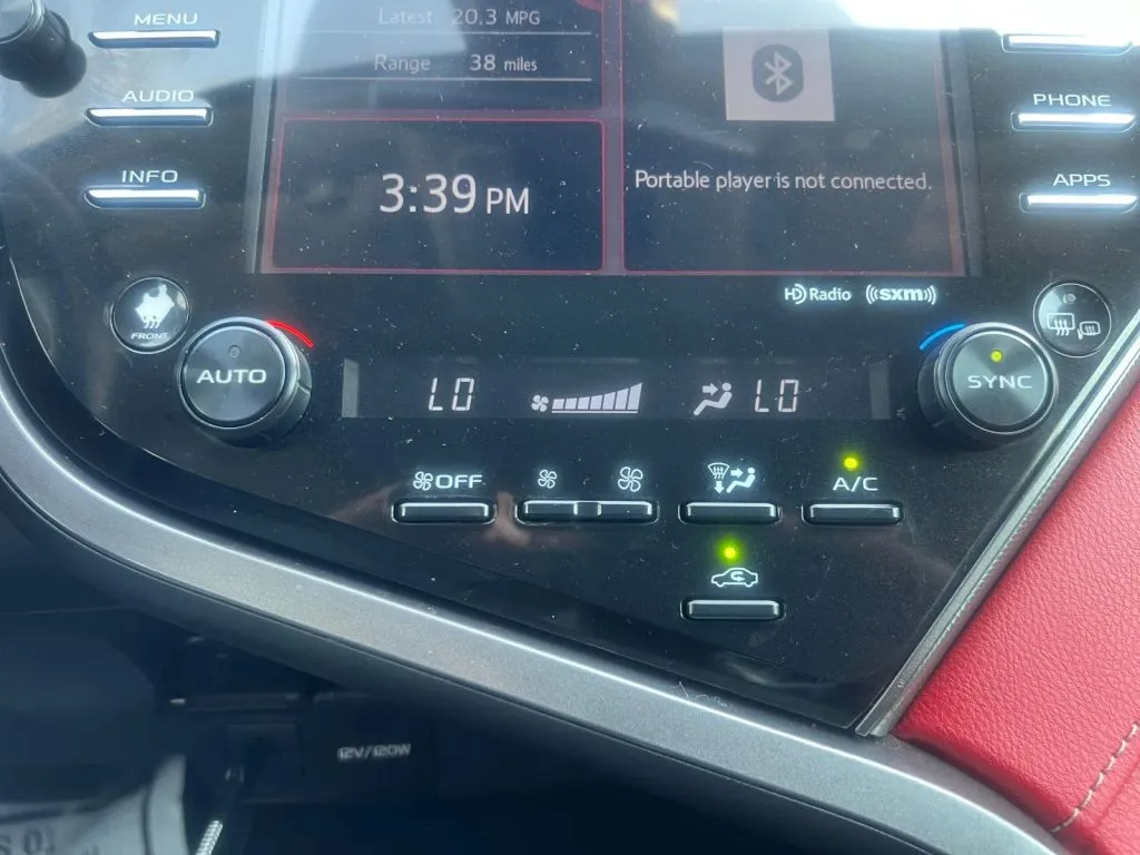 Toyota Camry photo 37
