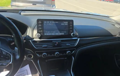 More photos of 2022 Honda Accord Touring Sedan 4D at Auto Fanatics, VA