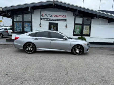 Silver 2022 Honda Accord Touring Sedan 4D for sale in Fredericksburg, VA