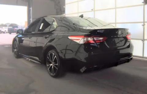 More photos of 2020 Toyota Camry SE Sedan 4D at Auto Fanatics, VA