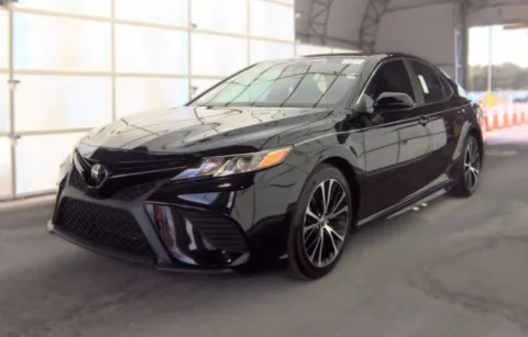 More photos of 2020 Toyota Camry SE Sedan 4D at Auto Fanatics, VA