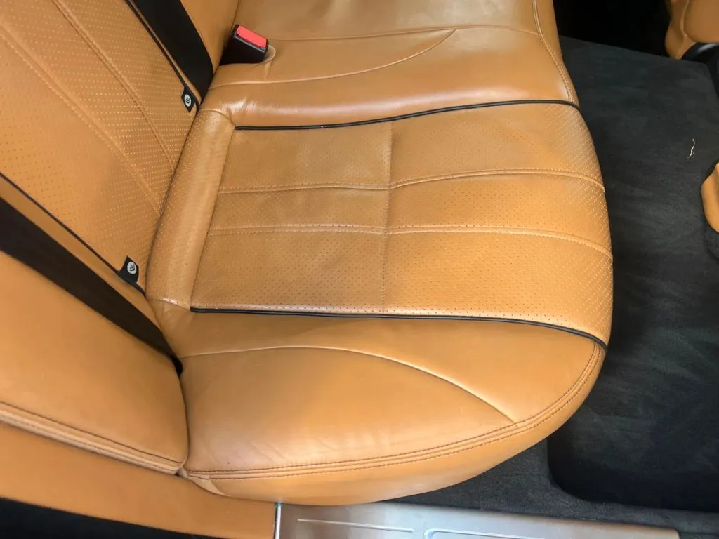 Jaguar XJ photo 20