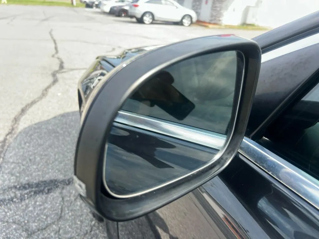 Jaguar XJ photo 30