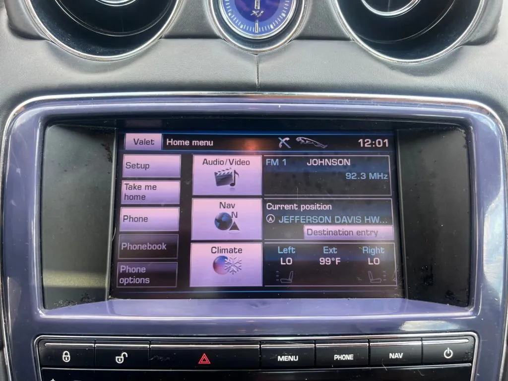 Jaguar XJ photo 34