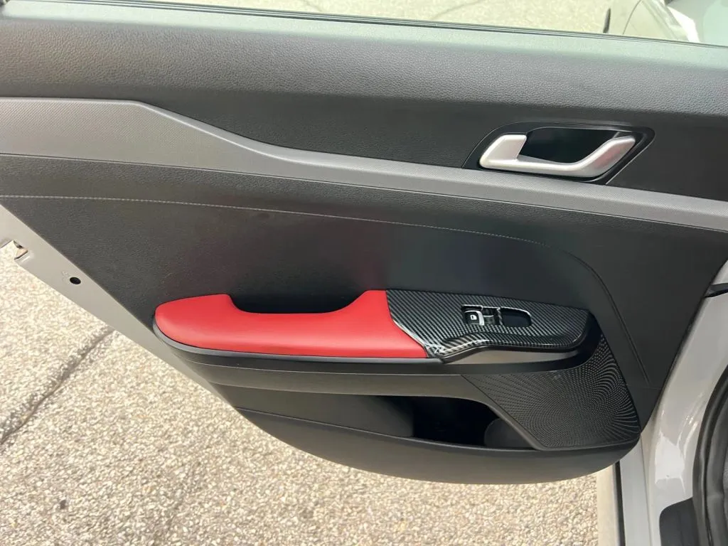 Kia K5 photo 20