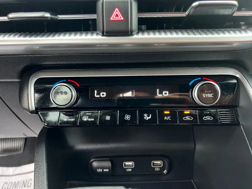 Kia K5 photo 39