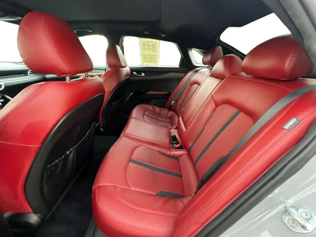 Kia K5 photo 13