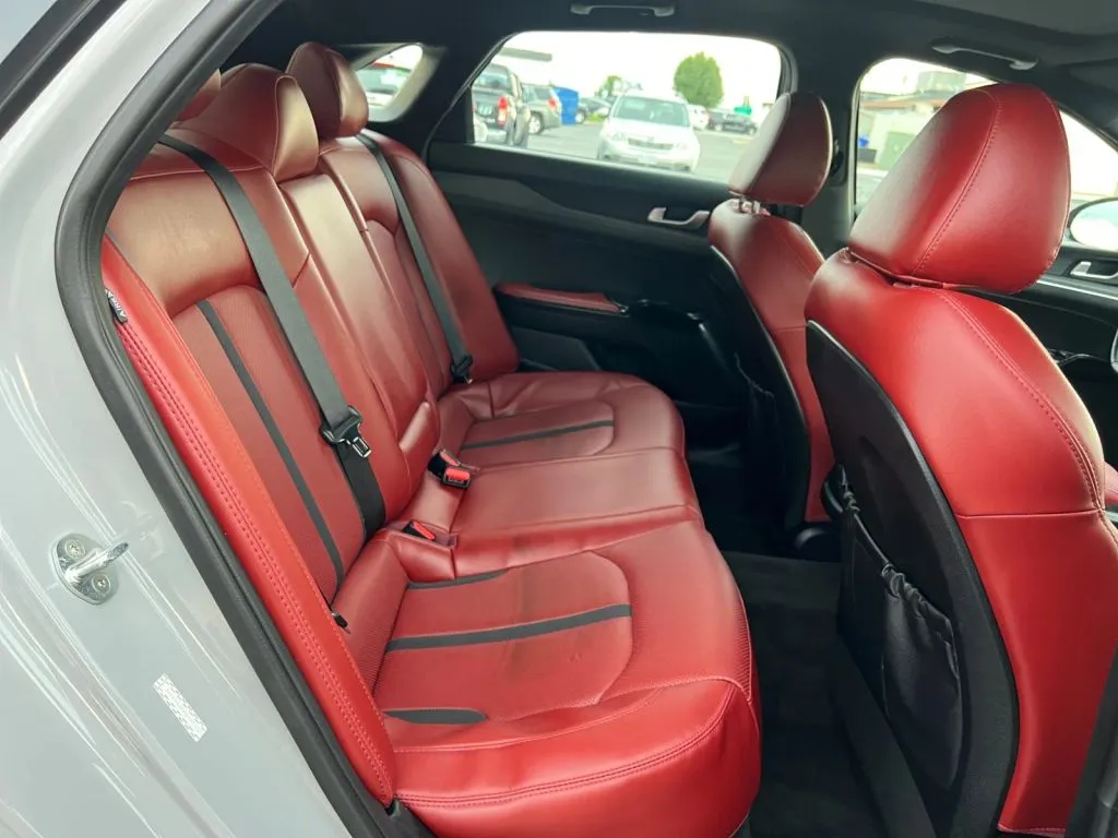 Kia K5 photo 18
