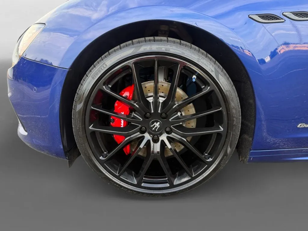 Maserati Ghibli photo 15