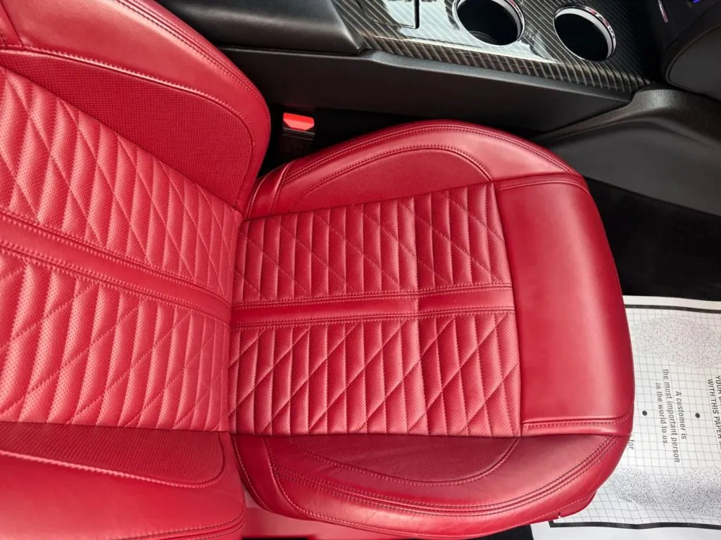 Maserati Ghibli photo 17