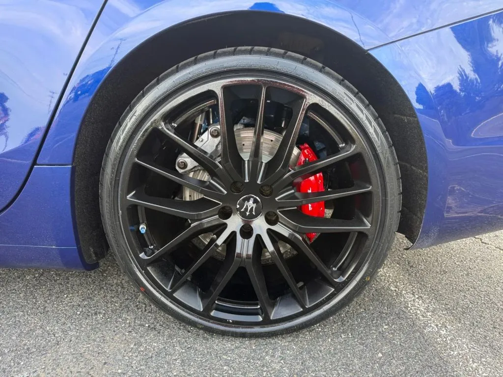 Maserati Ghibli photo 40