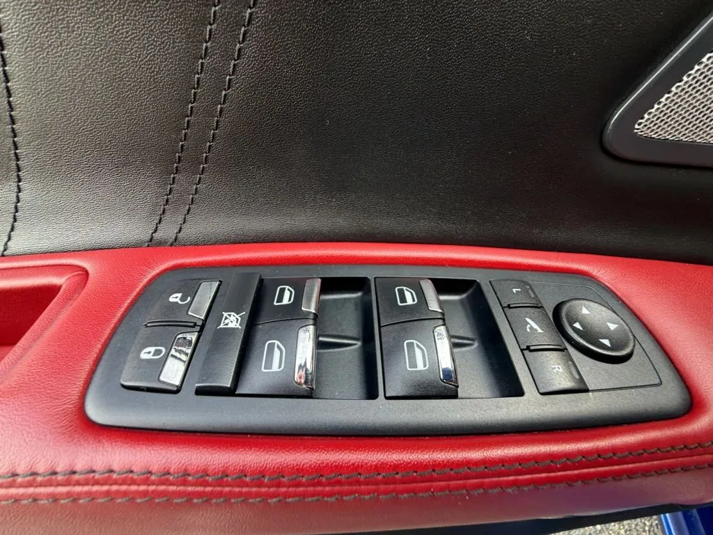 Maserati Ghibli photo 26
