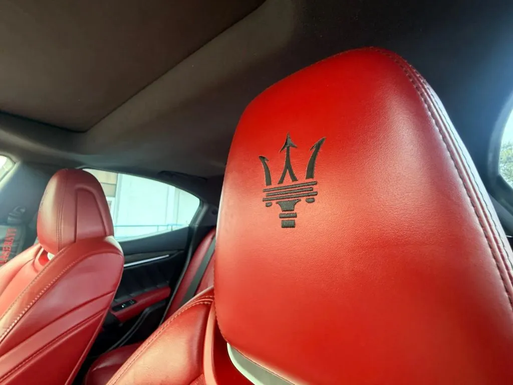Maserati Ghibli photo 28