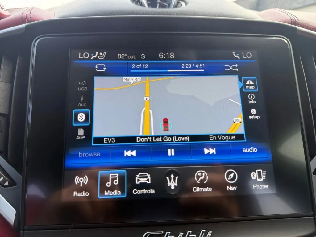 Maserati Ghibli photo 37