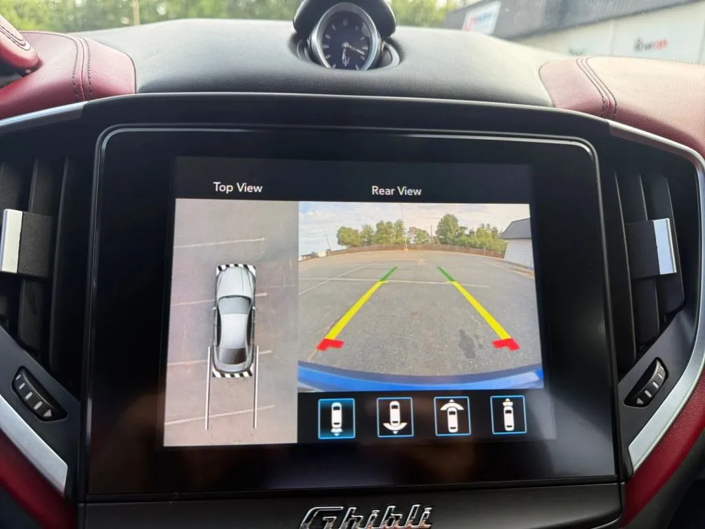 Maserati Ghibli photo 44