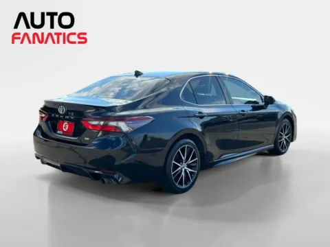 More photos of 2021 Toyota Camry SE Sedan 4D at Auto Fanatics, VA