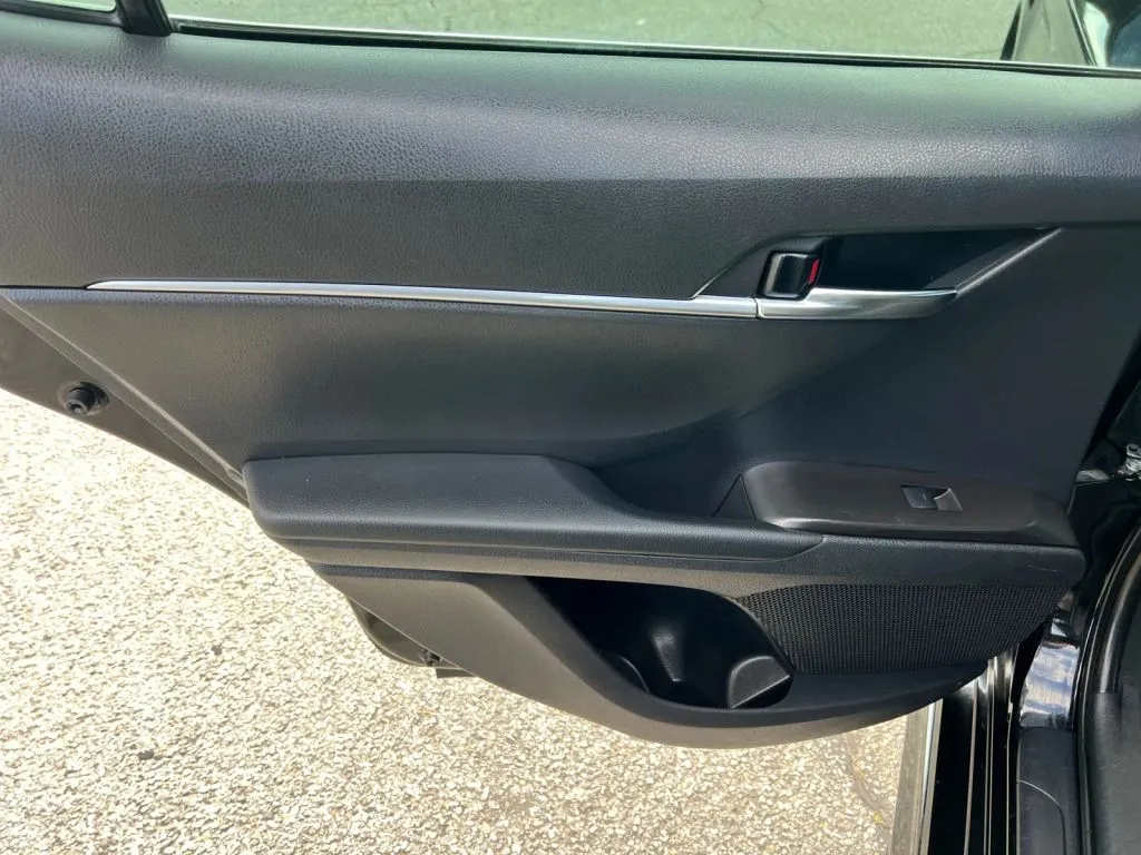 Toyota Camry photo 22