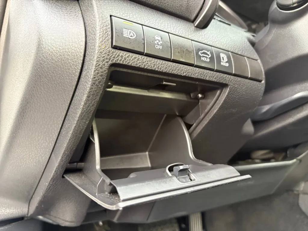 Toyota Camry photo 33